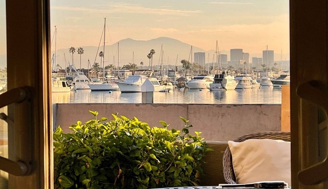 LUX Beachfront Casa de Balboa 231 w/AC - Best View