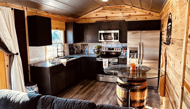 Lux Farm Stay in Cleveland, 30 Minutes to Chattanooga!