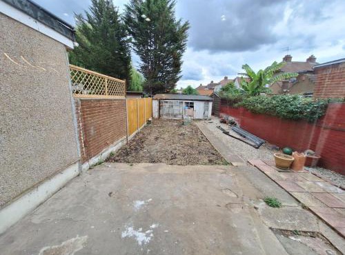 Lux flat- Sleep 5-2 min walk- Perivale Station