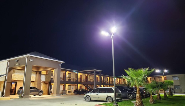 Lux Inn and Suites