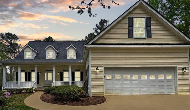 Lux Lakefront Retreat Deck Dock Serenity