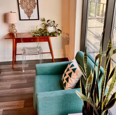 Lux Living in Cherry Creek Rooftop Pool Parking
