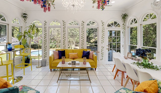 Lux Mansion+ 16 Overnight Accommodation + Host Events