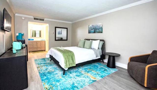 Lux Mins To Atrium Health & Charlotte Airport