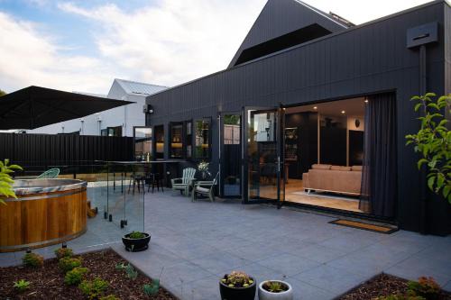 Lux on Max- stunning design, amazing views