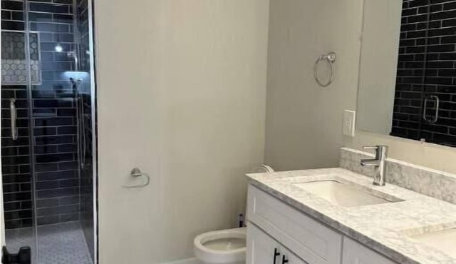 Lux Penthouse 3 BRs, 2 FBs near Union Market [P4]