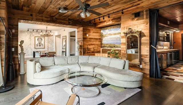 Lux Penthouse on Washington Park | Rooftop Patio