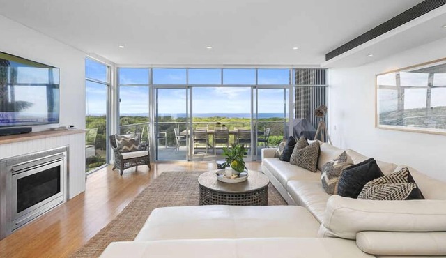 Lux Shack at Magenta Shores