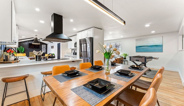 Lux & Stylish Family friendly, H Tub, Wi-Fi, EV CHARGE POINT