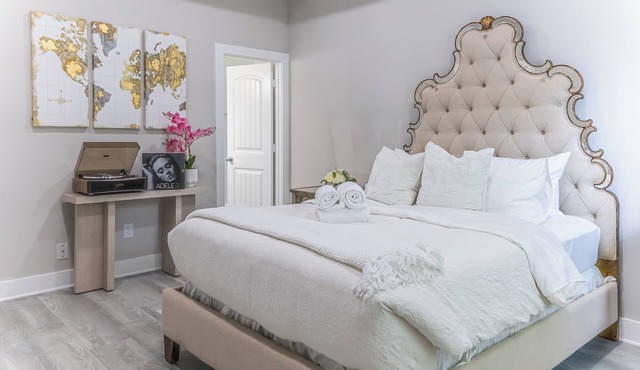 LUX Waterfront Lake Conroe Private Home