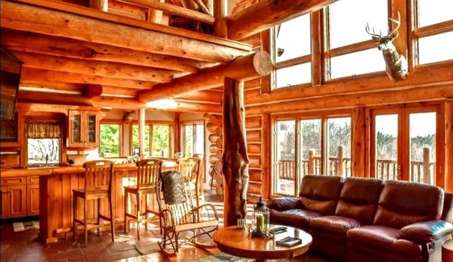 Luxary Log Cabin, Amish Country OH