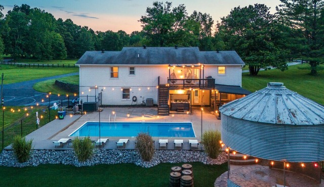 #LuxBourbon-*Heated Pool, HotTub