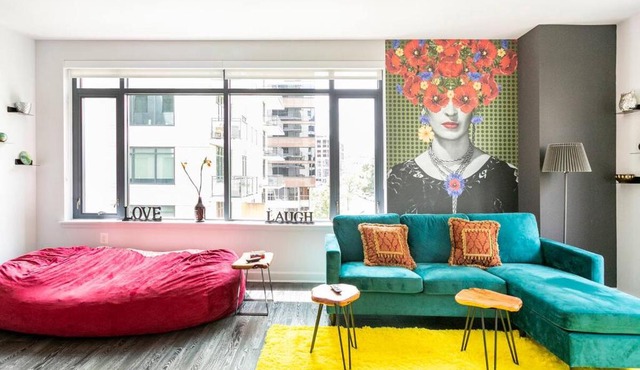 Luxe 1 Bdrm *Rooftop deck* Gym - Free Garage Parking!