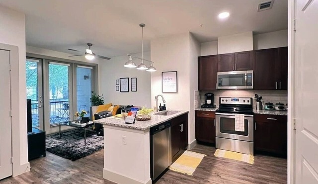 Luxe 1-bedroom Apartment with Resort Style Living