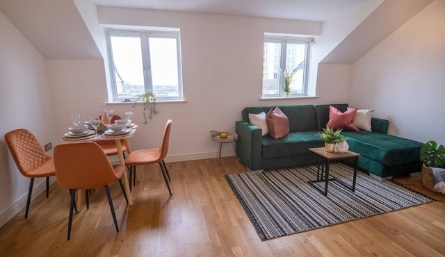 Luxe 2 BDR Apartment in Greenwich Borough