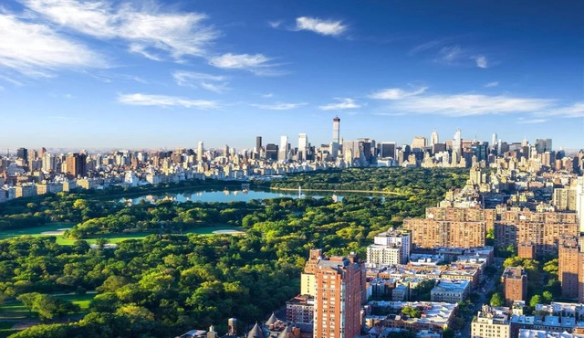 Luxe 2 Bedroom Apartment | City View