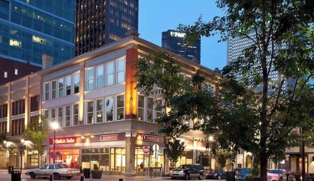 Luxe 2BR Loft Retreat: Private Terrace & Free Gym