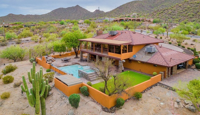 Luxe 4BR in Mesa w/ Spectacular View, Pool & Golf