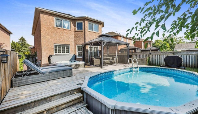 Luxe 4BR Retreat w/Heated Pool, Hot Tub & BBQ