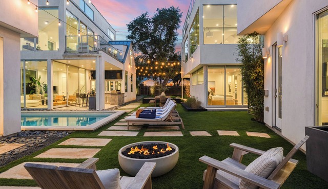 Luxe 9BDR Retreat w/Putting Green + Game Room | Bouldin Collective by AvantStay