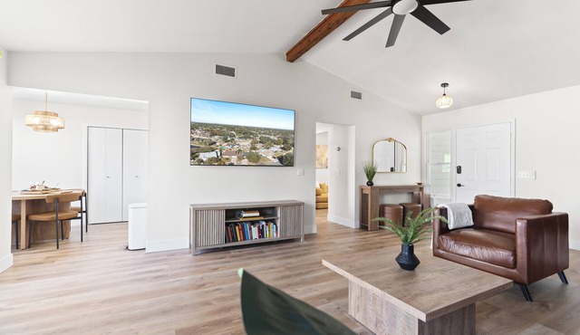 Luxe Amenities, Game Room, Near Mayo & Beaches