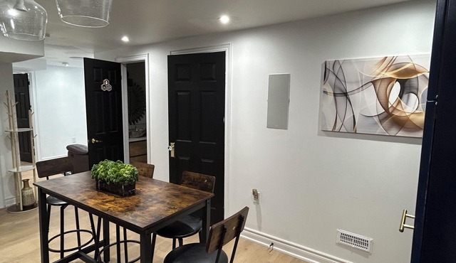 Luxe Apartment in Caledon