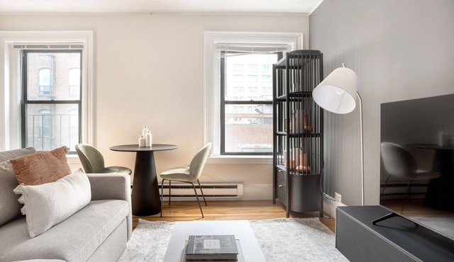 Luxe Back Bay 1BR w/W/D, near Green Line, by Blueground