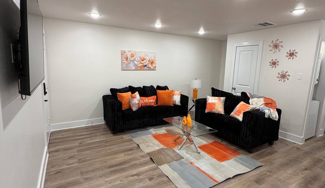 Luxe Bellevue In Downtown Dallas