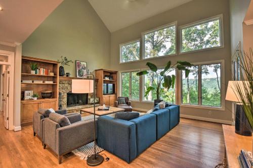 Luxe Big Canoe Resort Home with 3 Decks and Mtn Views!