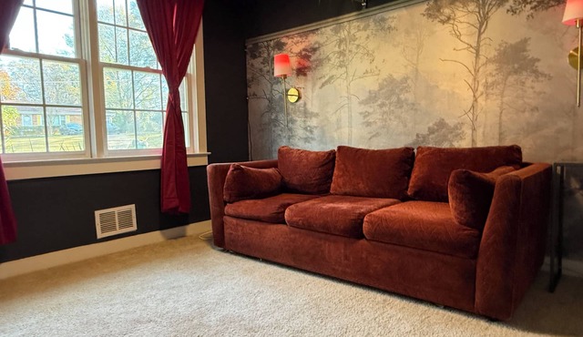 Luxe Bohemia- Spacious 4-bedroom house in fabulous Decatur with AC, WiFi