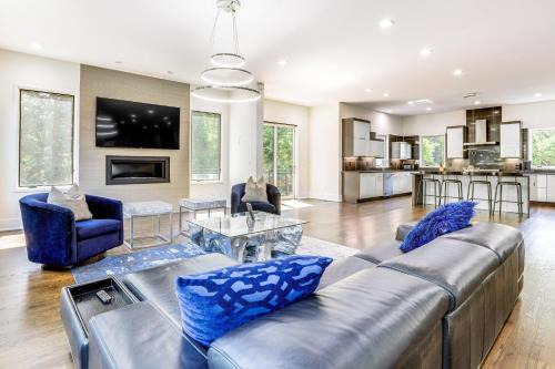 Luxe Buckhead Retreat 6 Mi to Dtwn Atlanta
