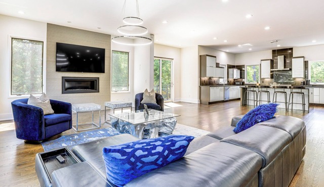 Luxe Buckhead Retreat 6 Mi to Dtwn Atlanta