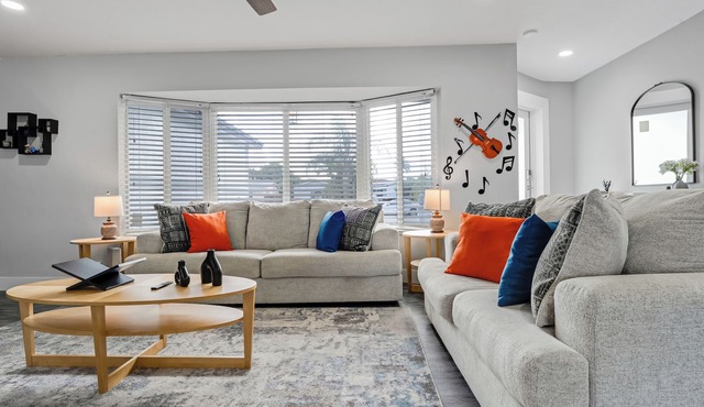 Luxe by Jenn 3BR Retreat w/Heated Pool