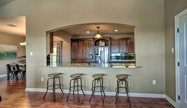 Luxe Canyon Lake Home w/Gorgeous Lake Views!