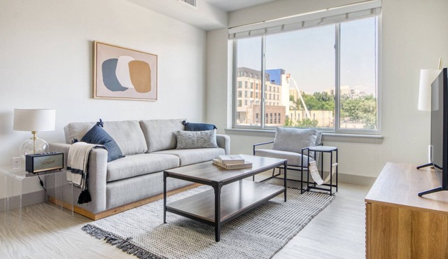 Luxe Capitol Hill 1BR w/ Gym, W/D, near Governor's Park, by Blueground