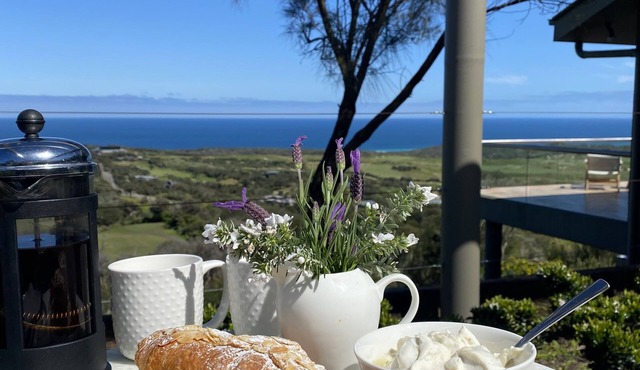 Luxe Coastal Retreat - Ocean Views, Golf Courses, Hot Springs & Winery Heaven nn