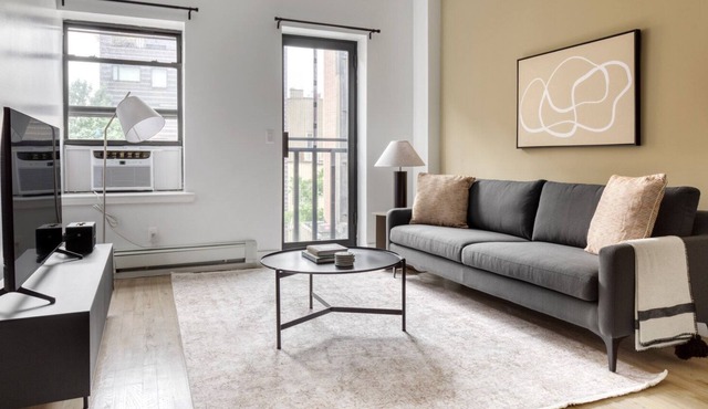 Luxe Cobble Hill 2BR w/ W/D & Elevator, near Bloomingdales, by Blueground