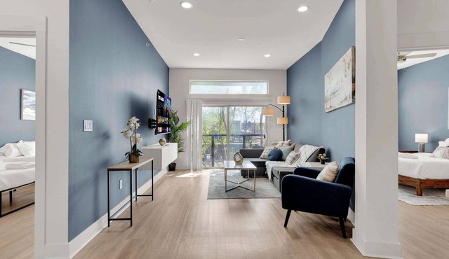 Luxe Cozy 2BR Sleeps 8 | near Reunion Tower Dallas