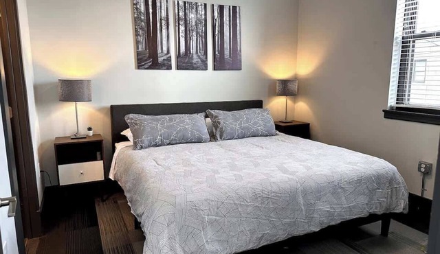 Luxe downtown loft | arts & ale walkable