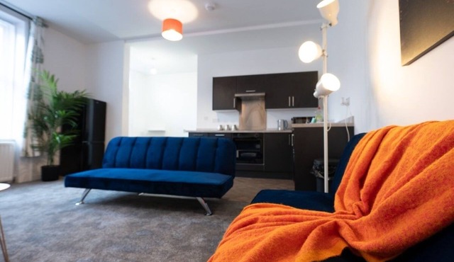 Luxe Eco Retreat: Your Stylish Newcastle Sanctuary