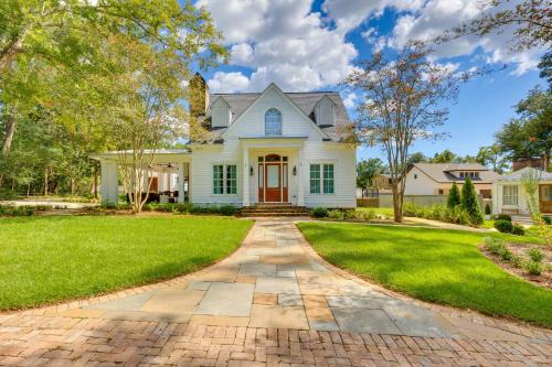 Luxe Fairhope Home w/Covered Patio: Walk to Bay