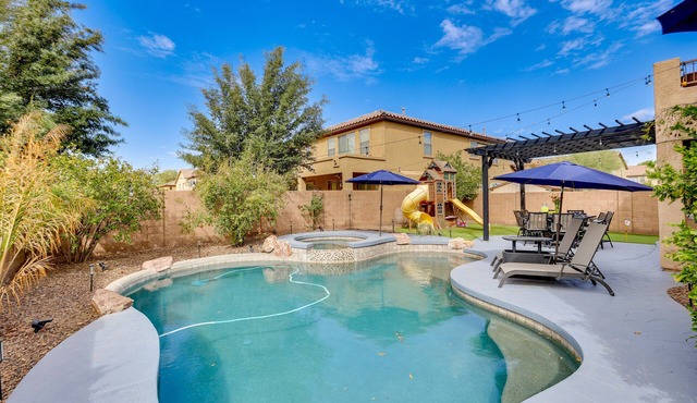 Luxe Family Home w/Pool, 13 Mi to Dtwn Phoenix!