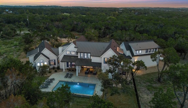 Luxe Farmhouse w/Pool and Spa on 4 Acres