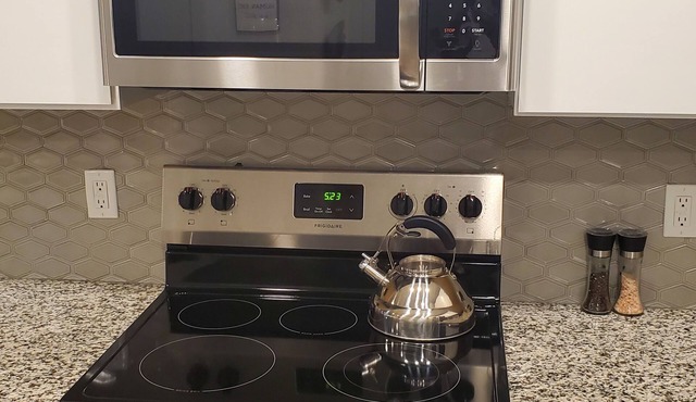 LUXE Gated INDY/Greenwood/Franklin