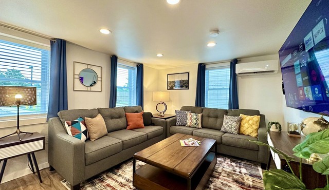 {Luxe} Hershey Cottage + Firepit & Pac Man 5 Min To Hershey