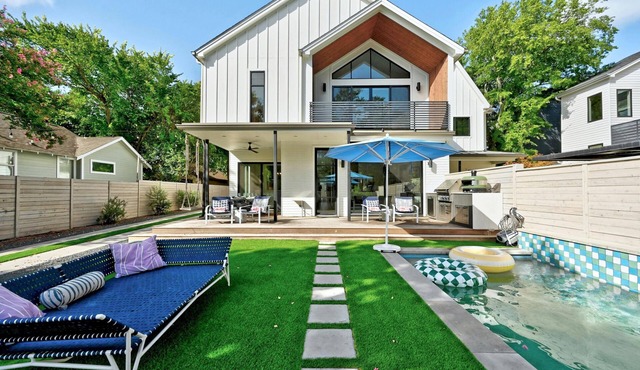 Luxe Home in Iconic Zilker/Barton Springs neighborhood- POOL