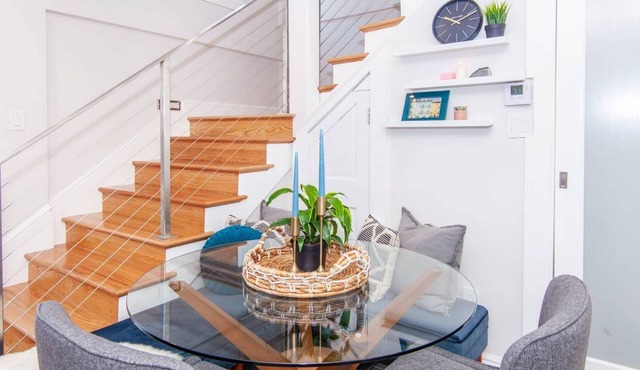 Luxe Home | Near T Su