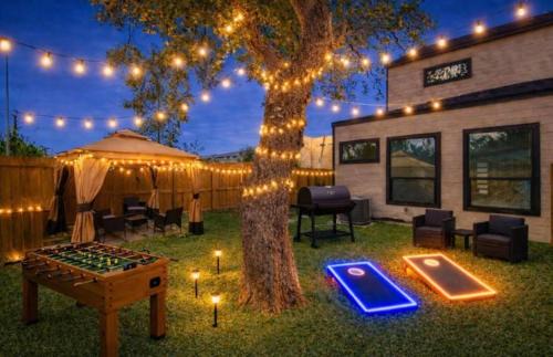 Luxe Houston Hotspot Minutes away from NRG Stadium, Med Center, Dtwn HTX