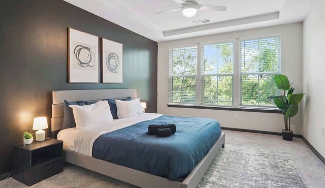 Luxe King 3 Bedroom Suite in North Raleigh!
