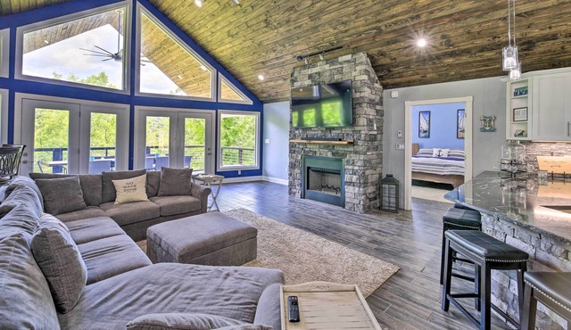 Luxe Lake Norris Home w/ Private Dock & Grill